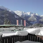 Jugend- Und Venedigerhof 3*