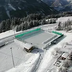 Jugend- Und Venedigerhof Hotel
