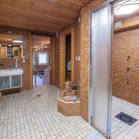 Jugend- Und Venedigerhof