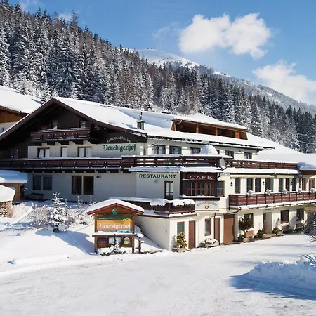 Jugend- Und Venedigerhof