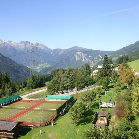 Jugend- Und Venedigerhof Hotel