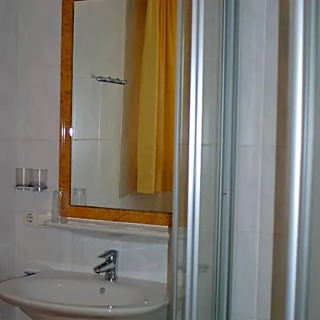 Jugend- Und Venedigerhof Hotel 3*